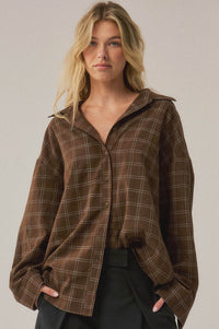 Box Office Plaid Oversize Button-Up Collared Shirt - ShopPromesa