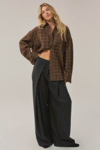Box Office Plaid Oversize Button-Up Collared Shirt - ShopPromesa