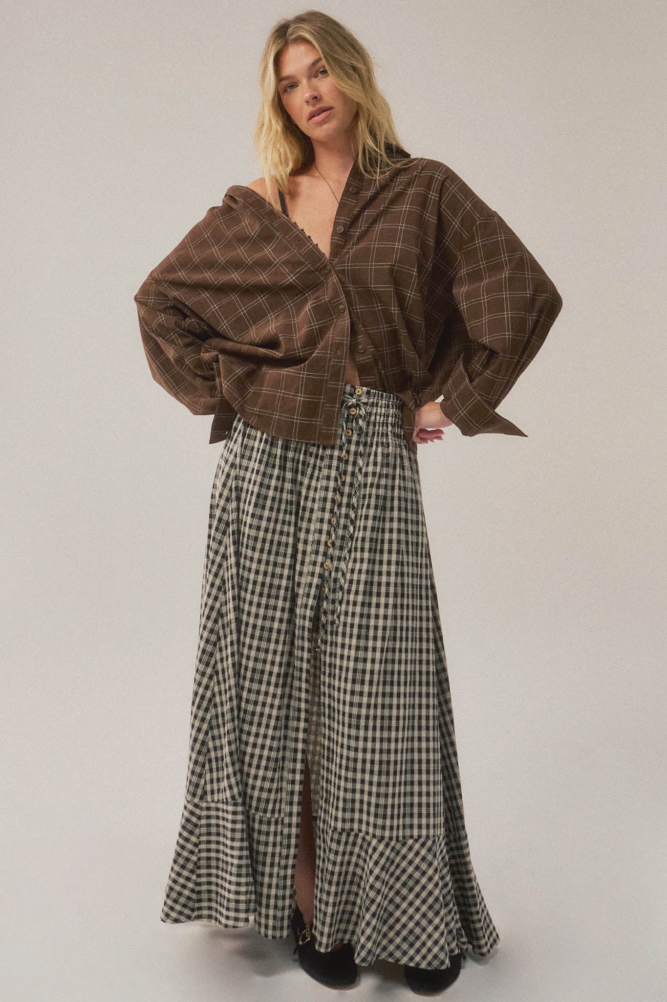 Box Office Plaid Oversize Button-Up Collared Shirt - ShopPromesa