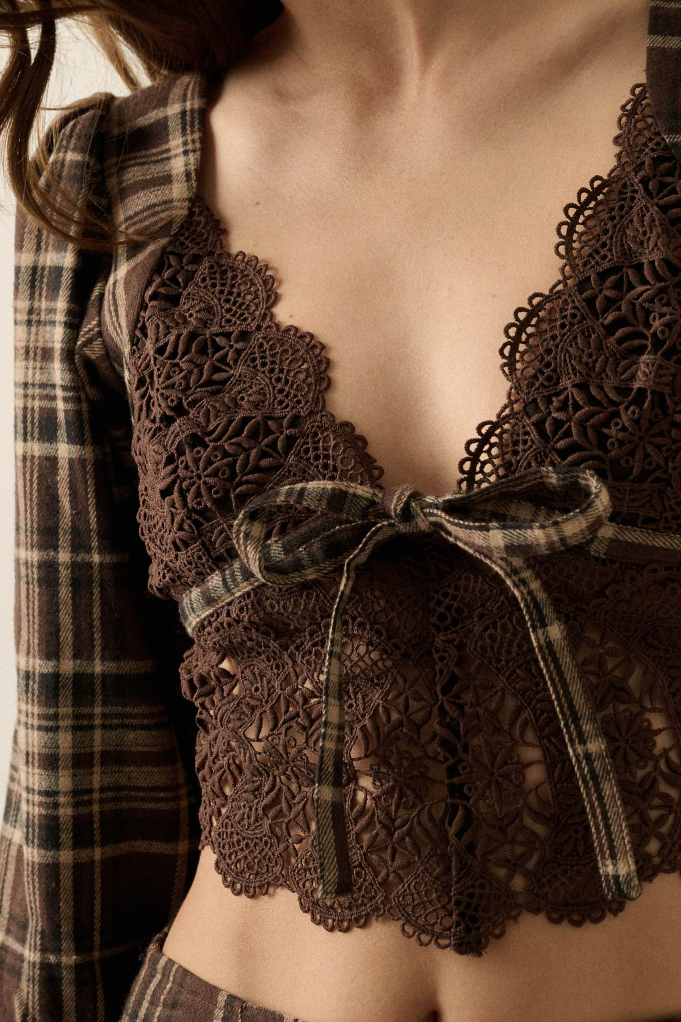 County Line Plaid and Lace Balloon-Sleeve Crop Top - ShopPromesa