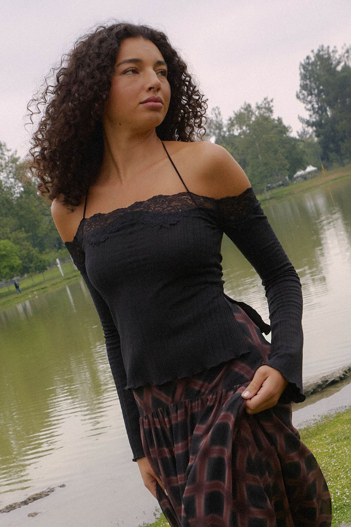 Best Self Rib-Knit Off-Shoulder Long-Sleeve Top - ShopPromesa