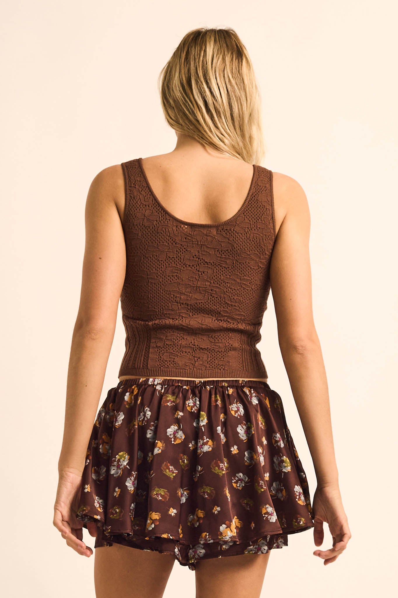 Good Pointe Floral Pointelle Cropped Tank Top