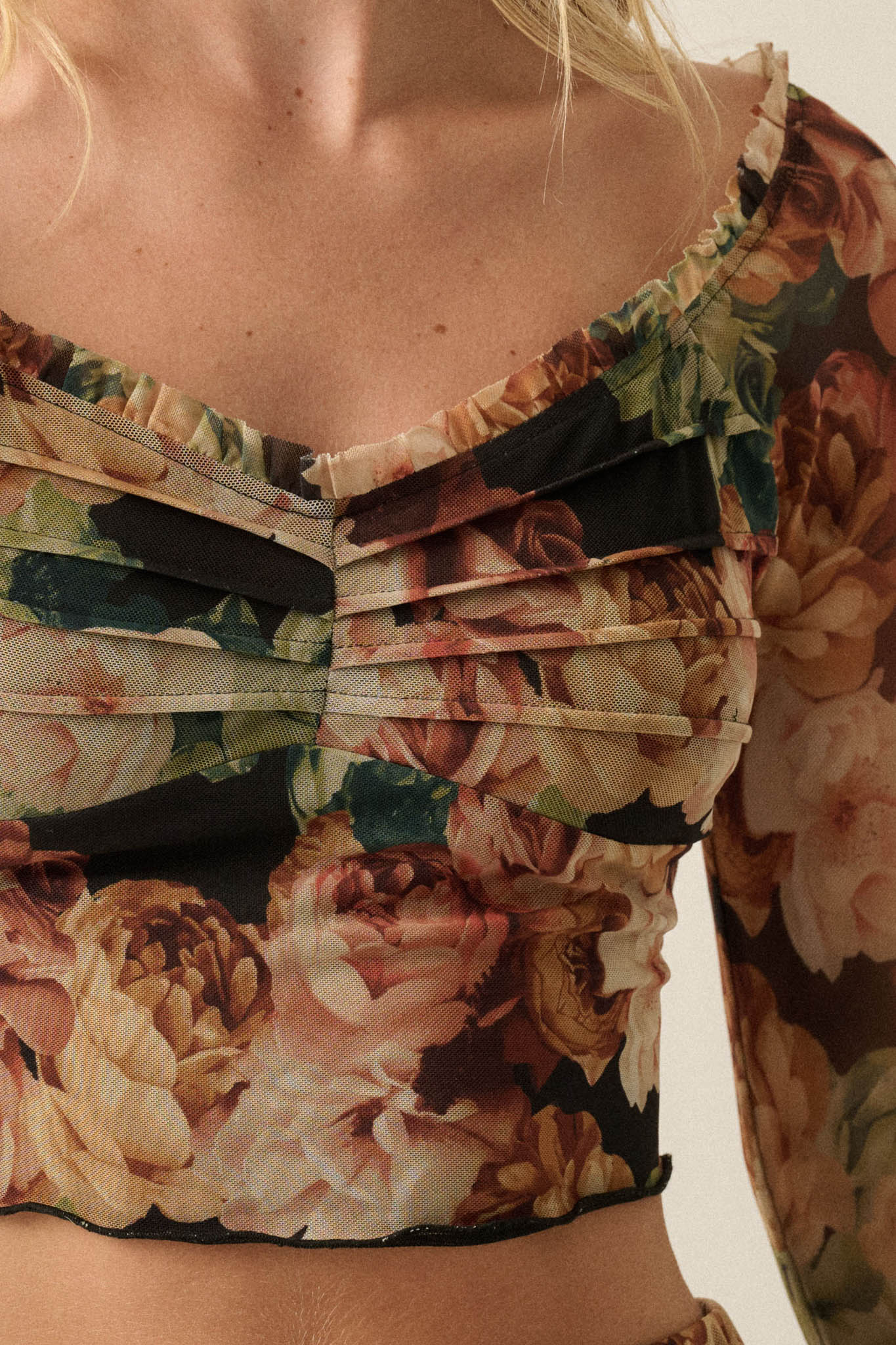 Rose Rebellion Floral Mesh Long-Sleeve Crop Top - ShopPromesa