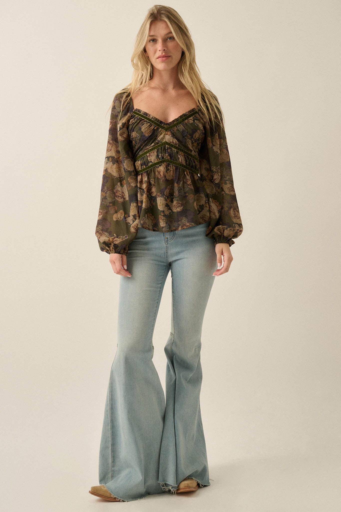 Blessed Blooms Floral Balloon-Sleeve Sweetheart Top - ShopPromesa