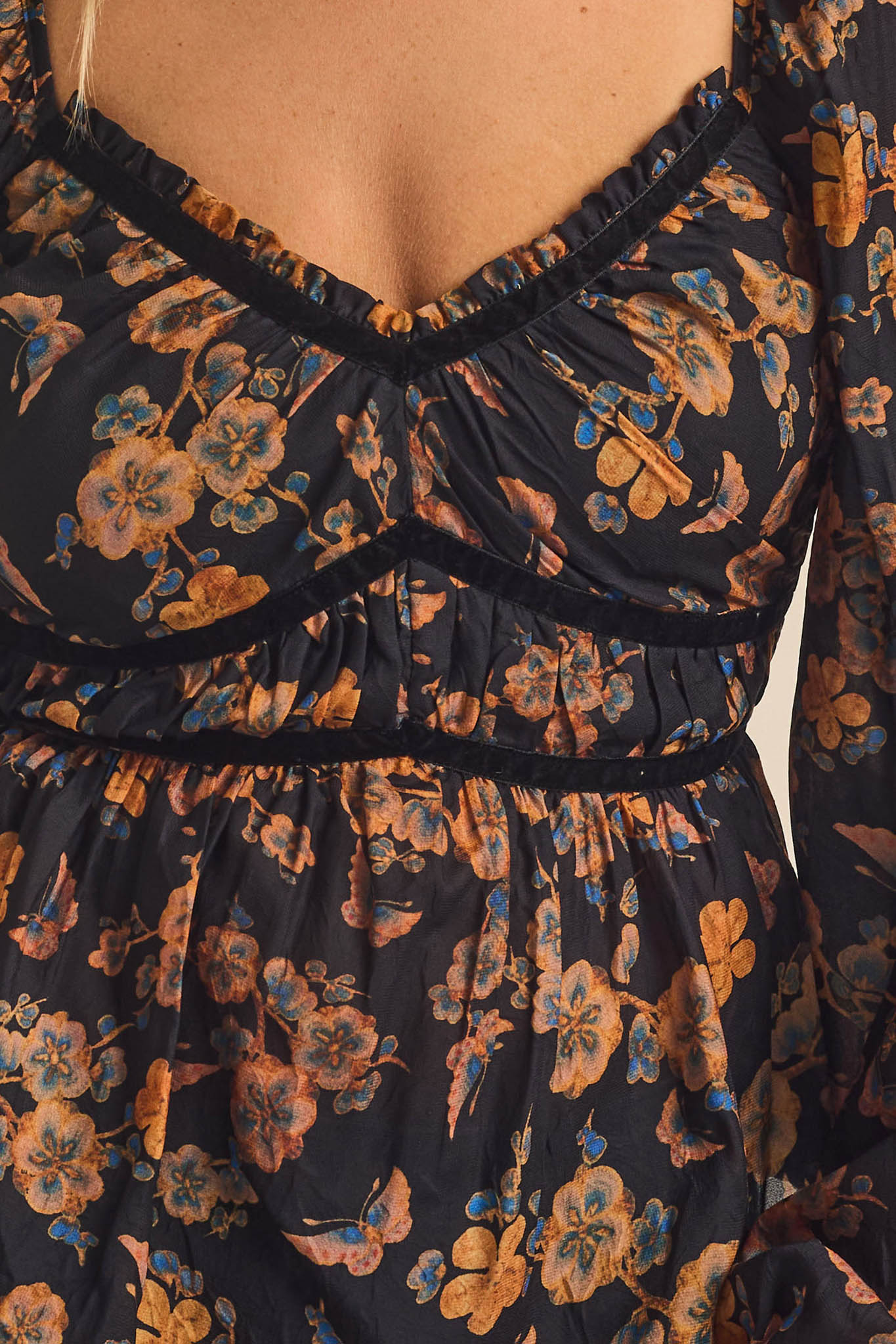 Butterfly Garden Floral Balloon-Sleeve Peasant Top - ShopPromesa