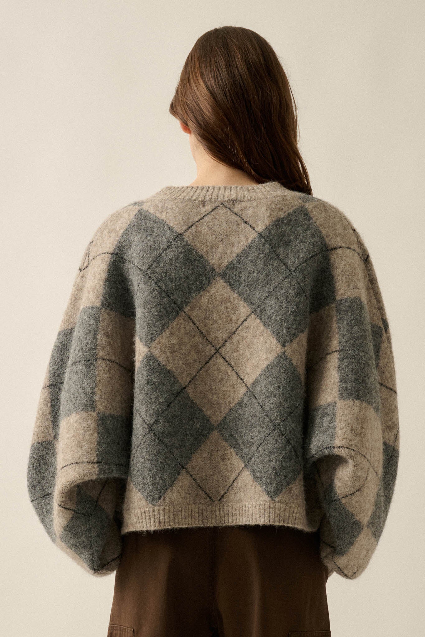 Crosstown Traffic Oversize Argyle Plaid Knit Sweater - ShopPromesa