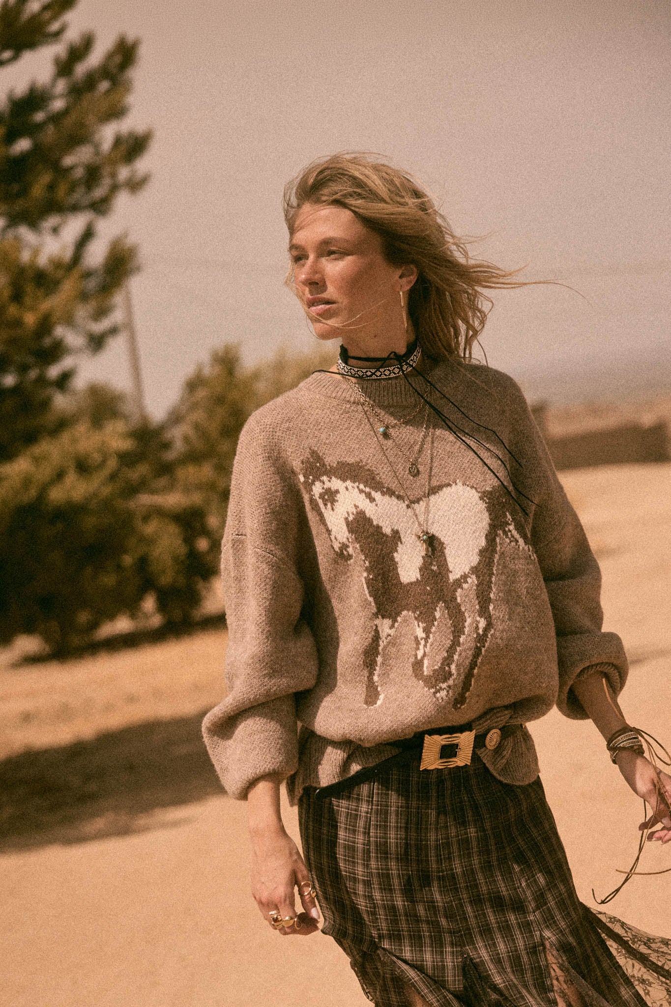 Full Gallop Jacquard Oversize Horse Sweater - ShopPromesa