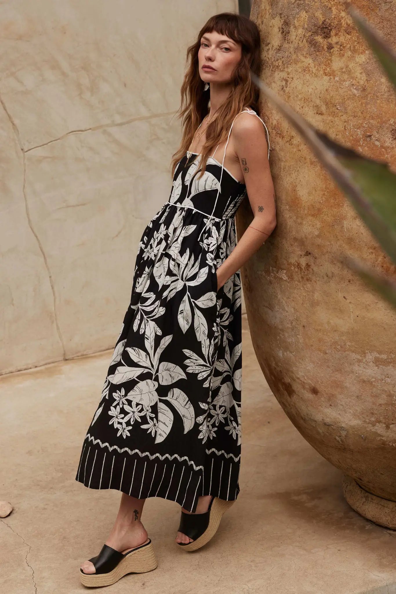 Botanical Beauty Tropical High-Waist Midi Dress - ShopPromesa