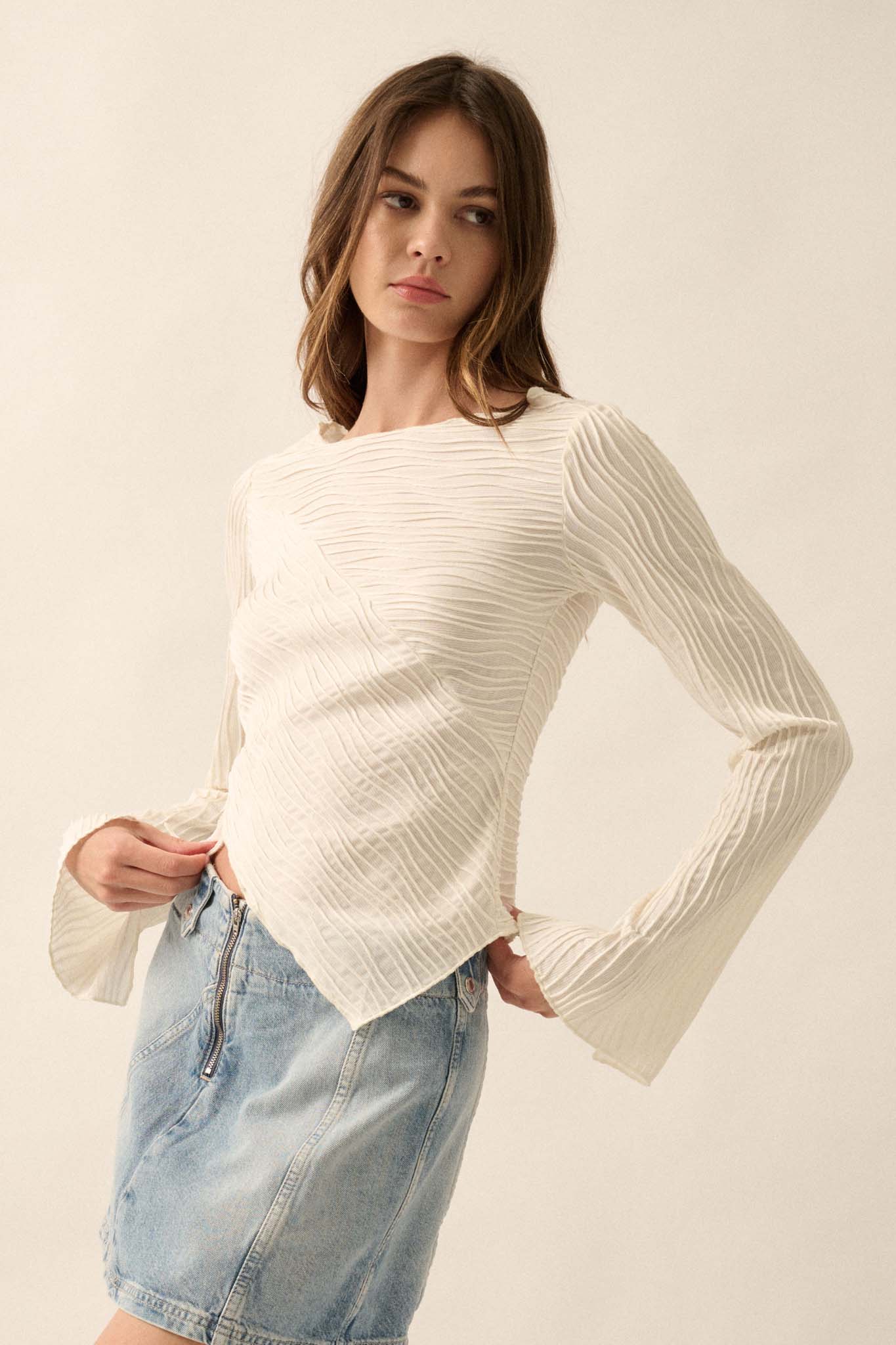 So It Flows Wavy Ribbed-Knit Asymmetrical Top - ShopPromesa