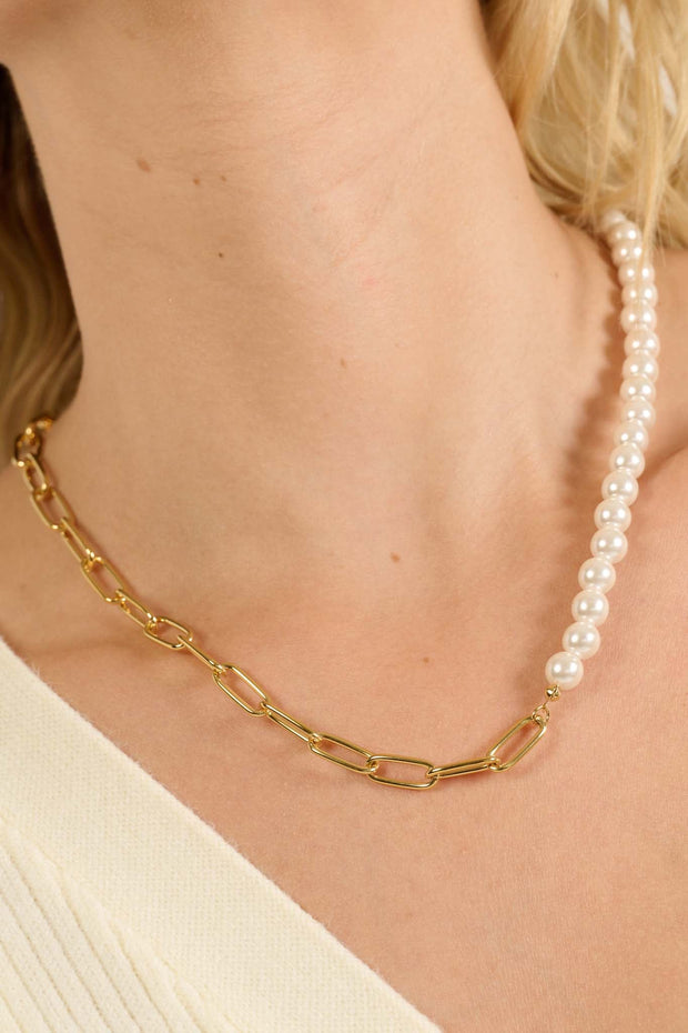 Olvera Pearl and Chain Necklace - ShopPromesa