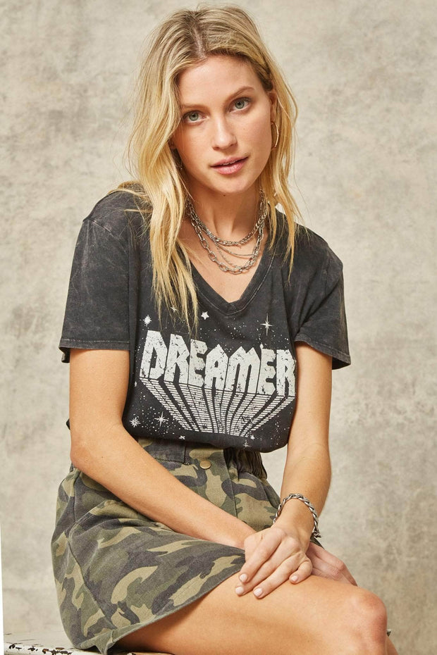 Dreamer Angel Wings Stone-Washed Graphic Tee - ShopPromesa