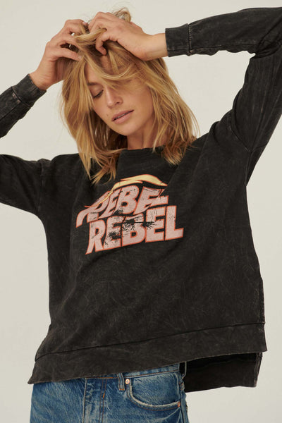 Rebel Rebel Vintage-Wash Graphic Sweatshirt - ShopPromesa