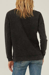 Rebel Rebel Vintage-Wash Graphic Sweatshirt - ShopPromesa