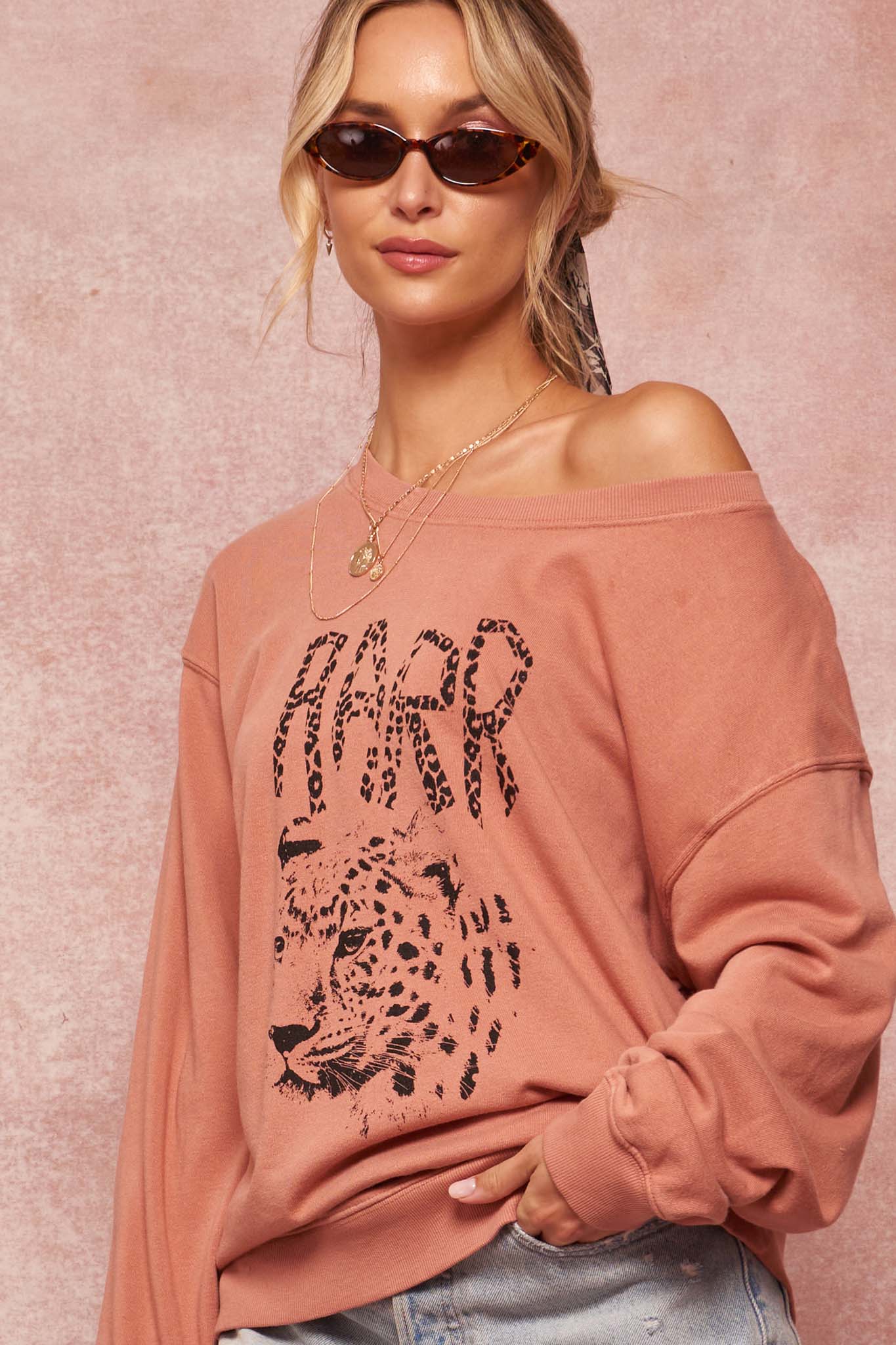 RARR Leopard Garment-Dyed Graphic Sweatshirt - ShopPromesa