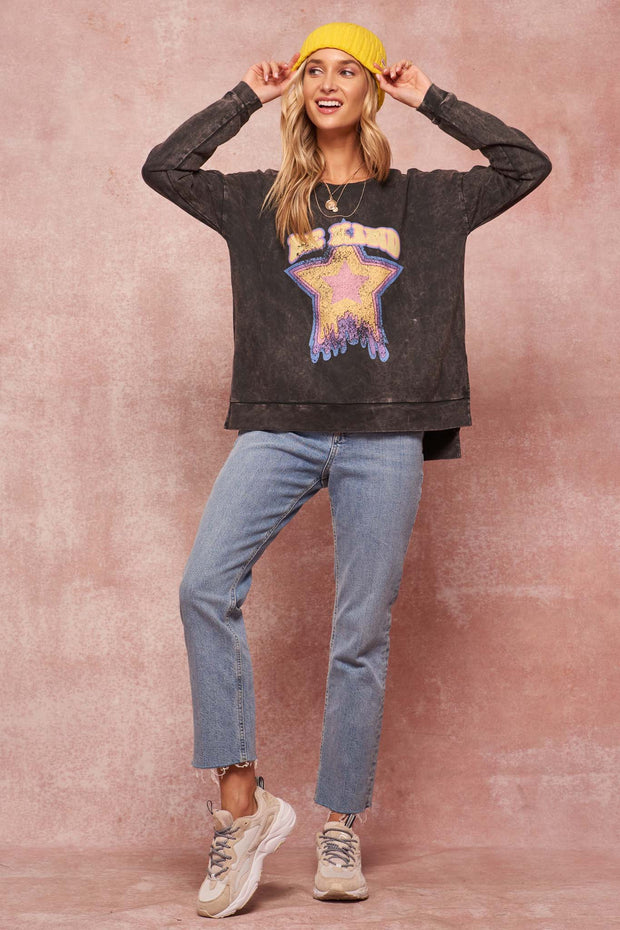 Be Kind Vintage-Washed Graphic Sweatshirt - ShopPromesa