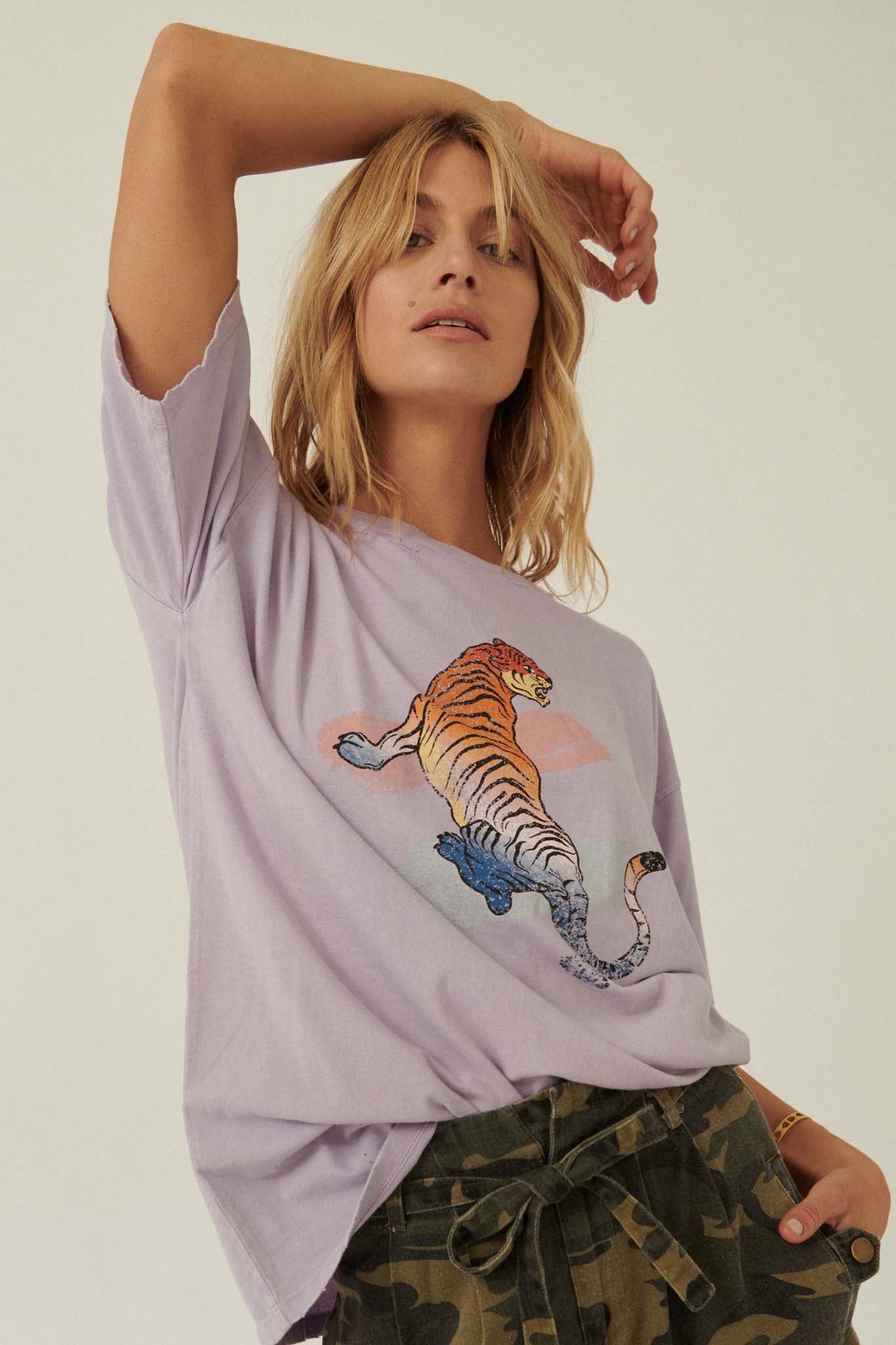 Rainbow Tiger Vintage-Wash Graphic Tee - ShopPromesa