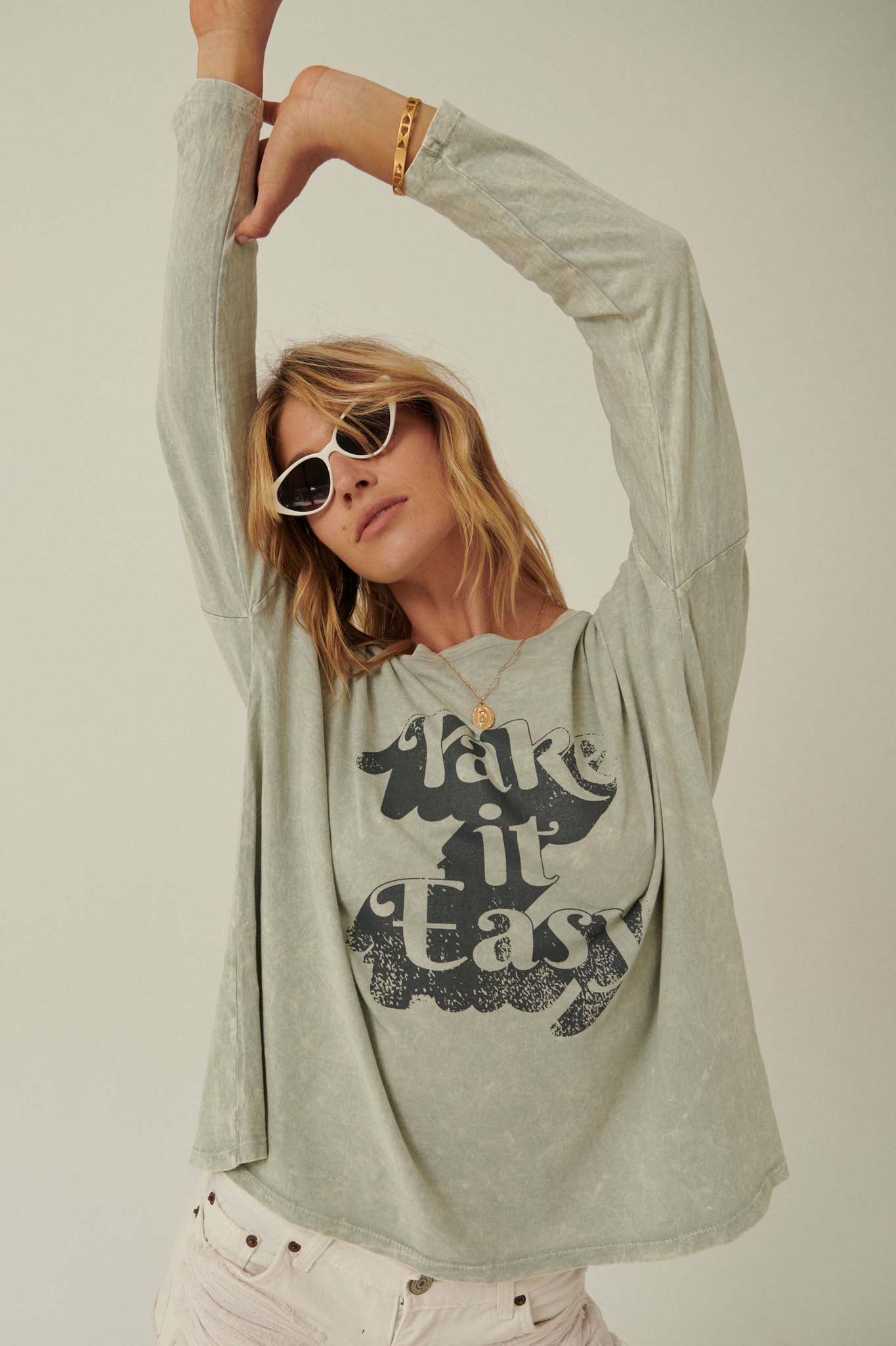 Take It Easy Vintage Long-Sleeve Graphic Tee - ShopPromesa