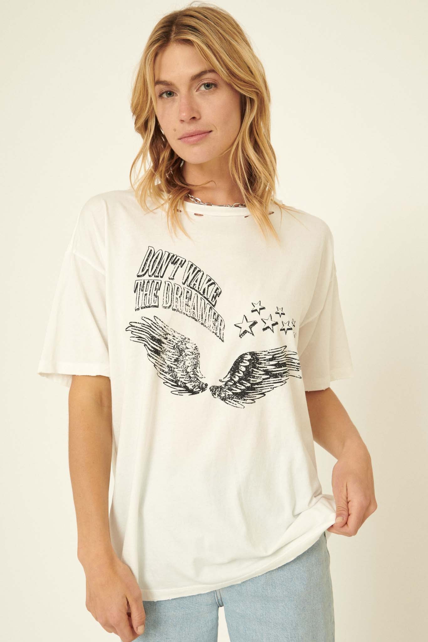 Don't Wake the Dreamer Distressed Graphic Tee - ShopPromesa