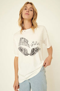 Don't Wake the Dreamer Distressed Graphic Tee - ShopPromesa