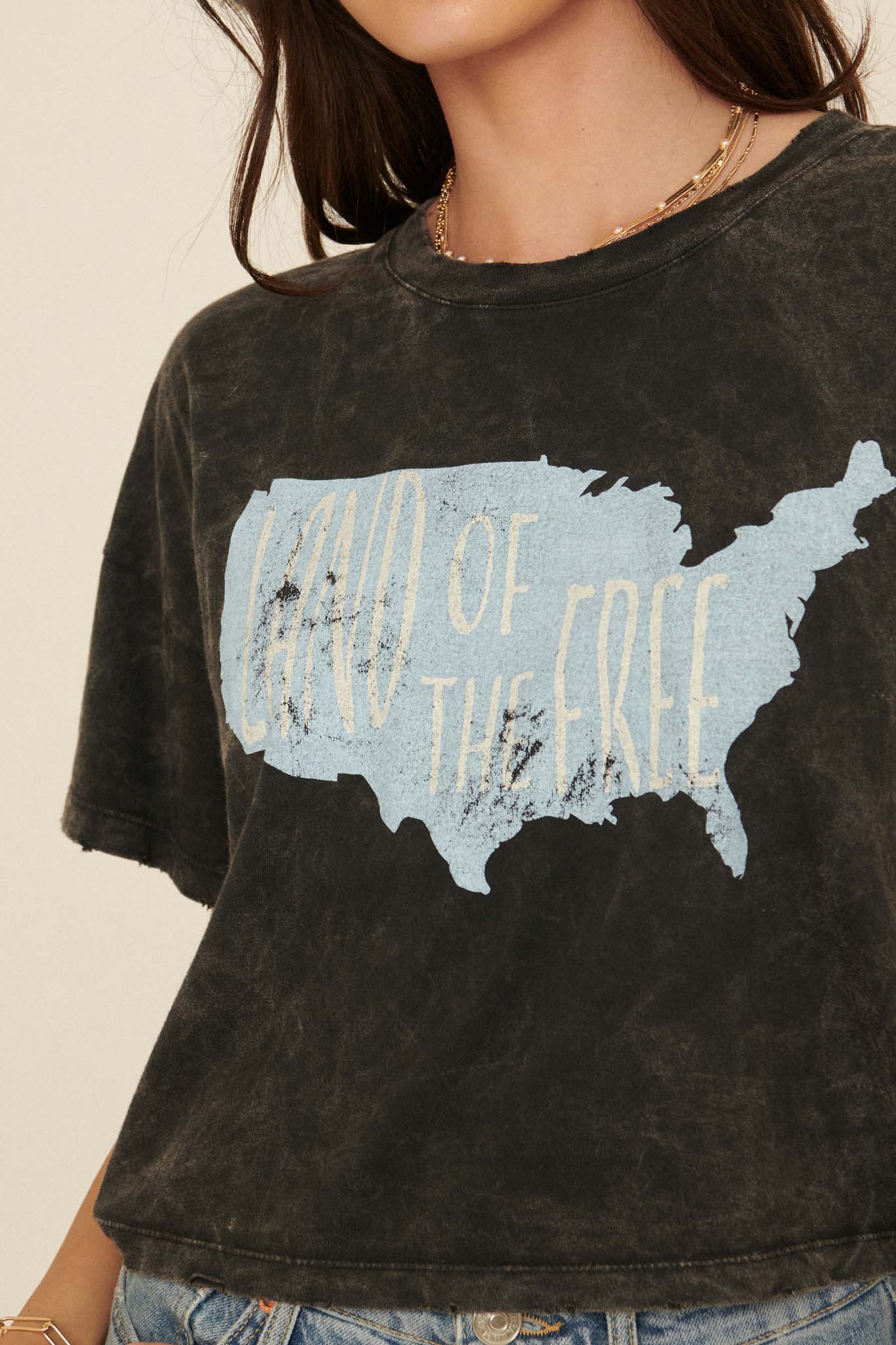 Land of the Free Vintage-Wash Cropped Graphic Tee - ShopPromesa