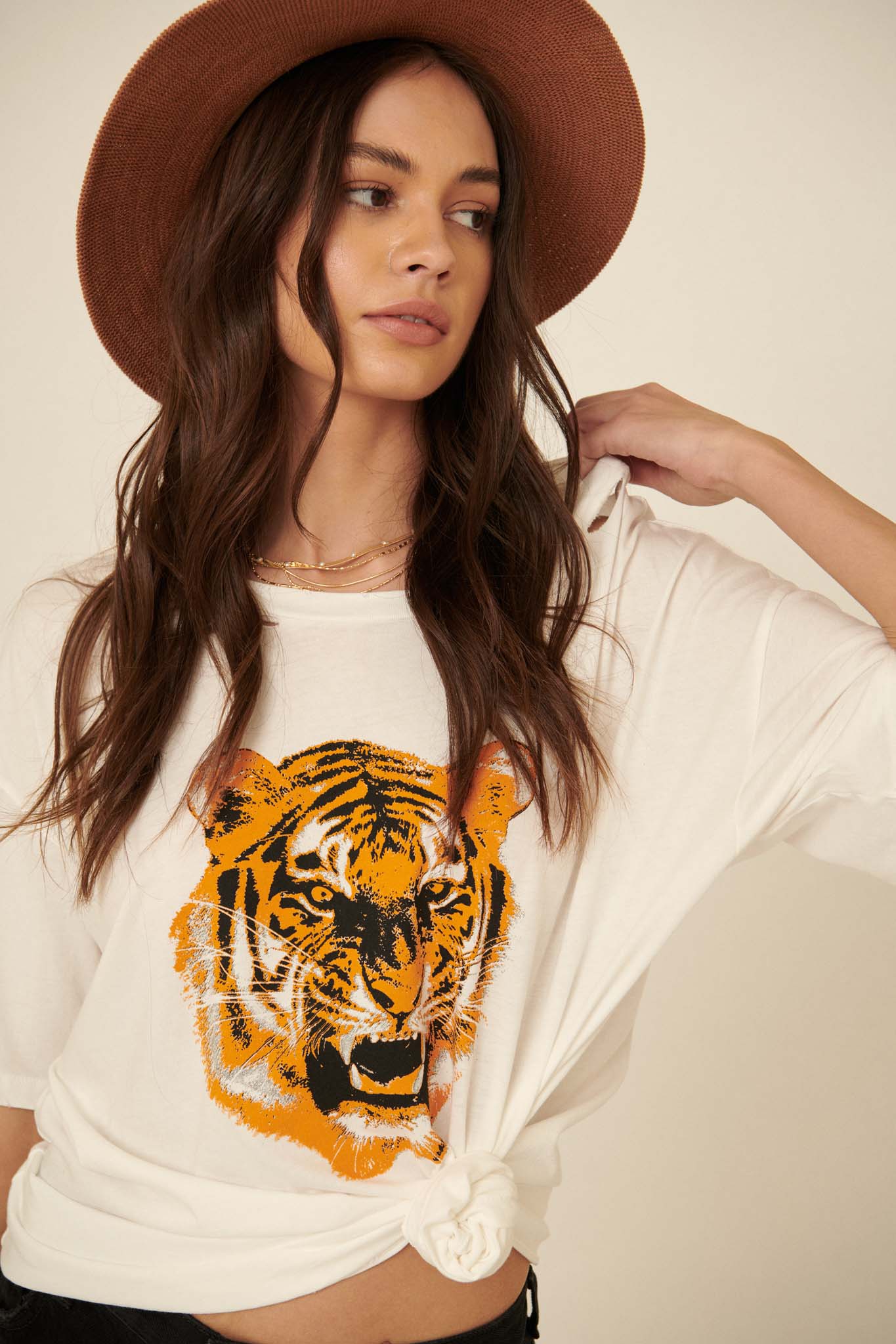 Roaring Tiger Distressed Oversized Graphic Tee - ShopPromesa