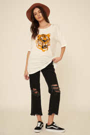 Roaring Tiger Distressed Oversized Graphic Tee - ShopPromesa