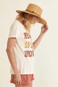 Howdy Horseshoe Distressed Graphic Tee - ShopPromesa