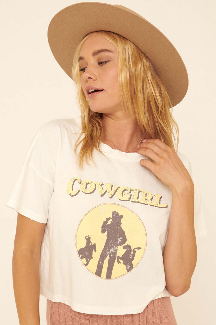 Cowgirl Vintage-Print Cropped Graphic Tee - ShopPromesa