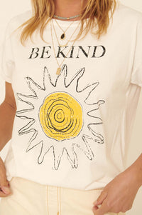 Be Kind Sun Art Vintage-Print Graphic Tee - ShopPromesa