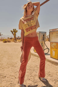 Howdy Vintage-Wash Cropped Graphic Tee - ShopPromesa