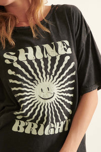 Shine Bright Smiley Face Distressed Graphic Tee - ShopPromesa