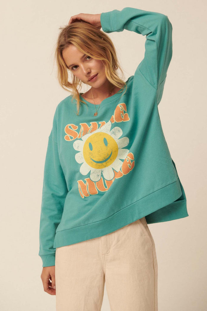 Smile More Vintage-Print Graphic Sweatshirt - ShopPromesa