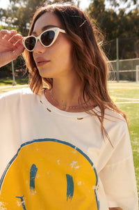 Smiley Face Oversized Distressed Graphic Tee - ShopPromesa