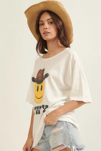 Howdy Cowboy Smiley Distressed Graphic Tee - ShopPromesa