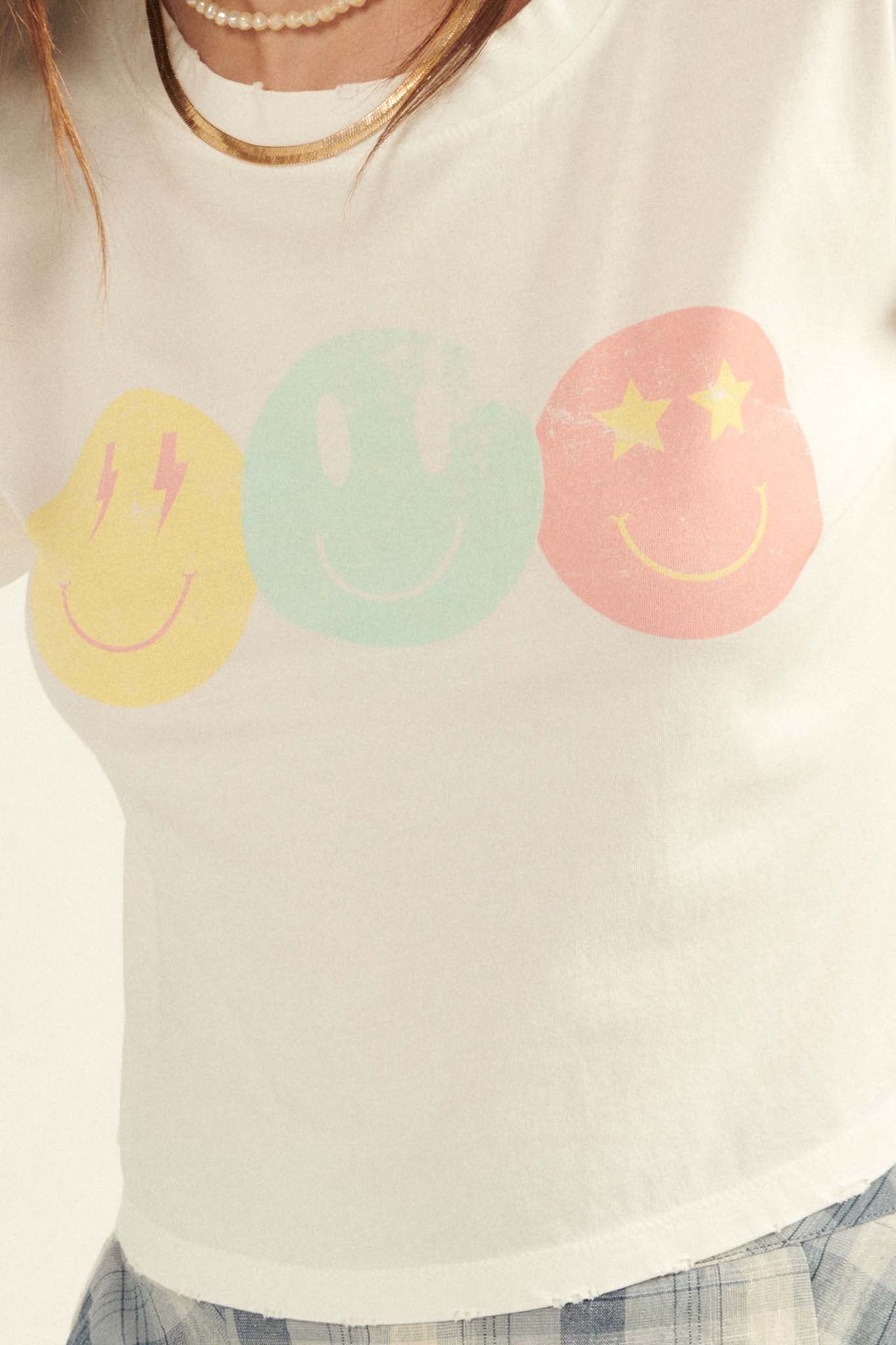 Smiley Trio Cropped Vintage Graphic Tee - ShopPromesa