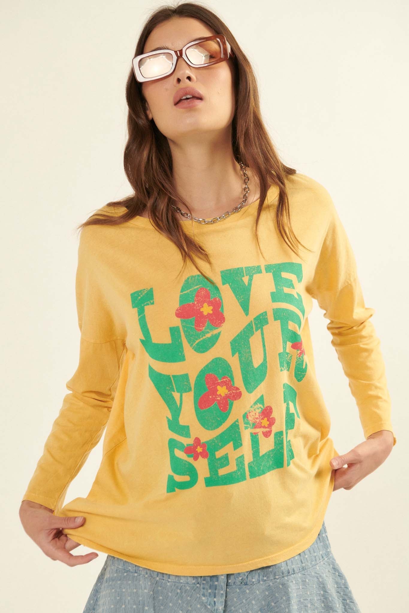 Love Yourself Long-Sleeve Graphic Tee - ShopPromesa