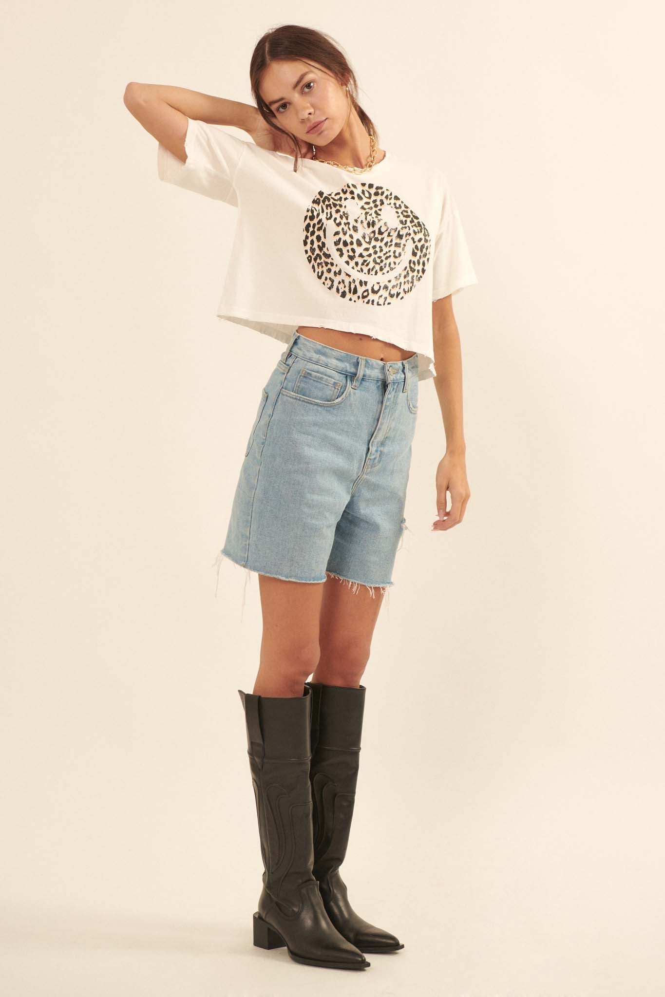 Fiercely Happy Leopard Smiley Face Graphic Tee - ShopPromesa