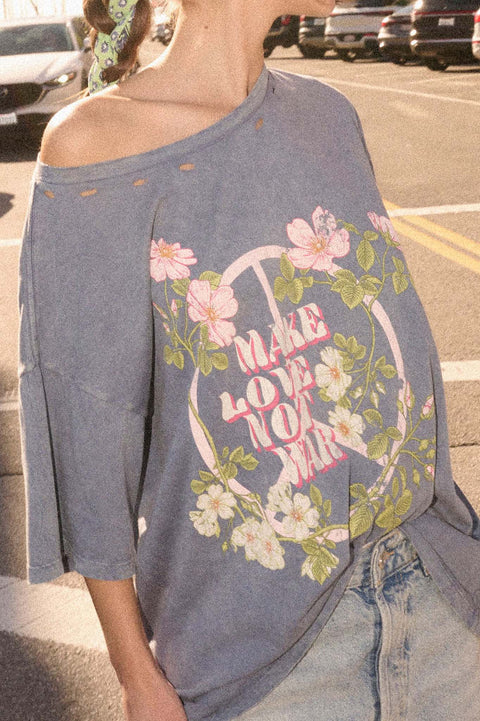 Make Love Not War Peace Sign Distressed Graphic Tee - ShopPromesa