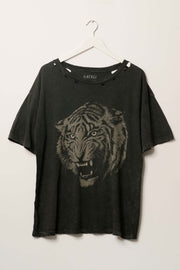 Tiger's Roar Oversized Distressed Graphic Tee - ShopPromesa