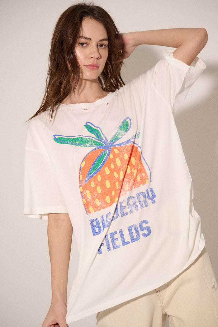 Big Berry Fields Distressed Oversize Graphic Tee - ShopPromesa