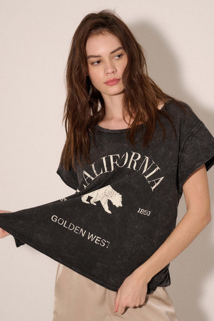 California Bear Vintage-Wash Graphic Tee - ShopPromesa