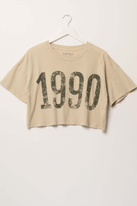 1990 Cropped Vintage-Print Graphic Tee - ShopPromesa