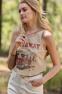 Mountain Getaway Lettuce-Edge Graphic Tank Top - ShopPromesa