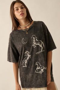 Mustang Moon Distressed Oversize Horse Graphic Tee - ShopPromesa