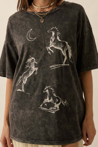 Mustang Moon Distressed Oversize Horse Graphic Tee - ShopPromesa