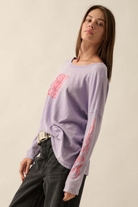 But She's Hot Vintage-Print Long-Sleeve Graphic Tee - ShopPromesa