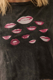 Lucious Lips Cropped Lettuce-Edge Graphic Baby Tee - ShopPromesa