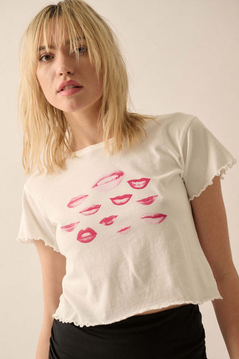 Lovely Lips Cropped Lettuce-Edge Graphic Baby Tee - ShopPromesa