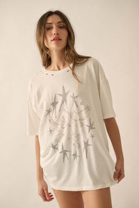 When Doves Fly Distressed Oversize Graphic Tee - ShopPromesa