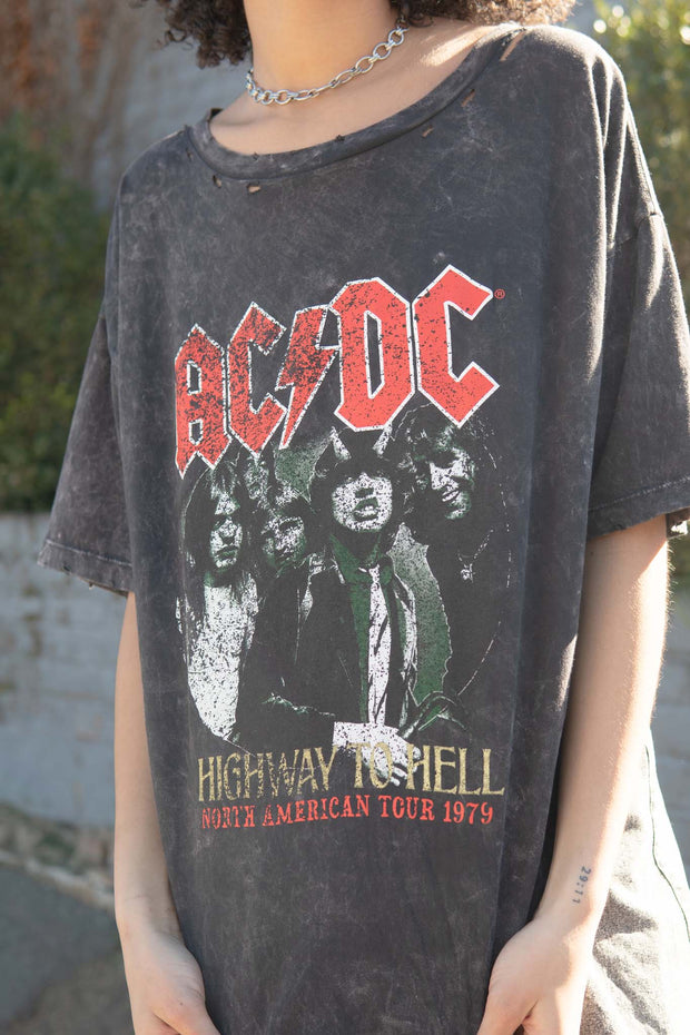 AC/DC Highway to Hell Distressed Graphic Tee - ShopPromesa
